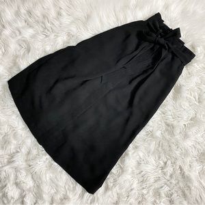 NWOT H&M High-Waisted Midi Skirt Size 0